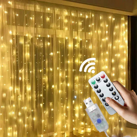 IcicleGlow Curtain Lights – Highlights icicle shape + glow effect